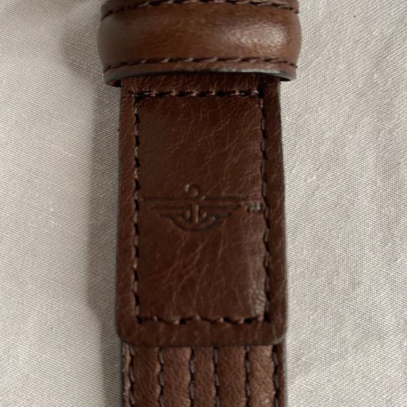 Dockers Belt Small Brown Full Grain Leather And Faux Multi Linear Stitch Detail - Picture 6 of 11